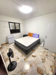 Blk 210 Jurong East Street 21 (Jurong East), HDB 3 Rooms #557431591